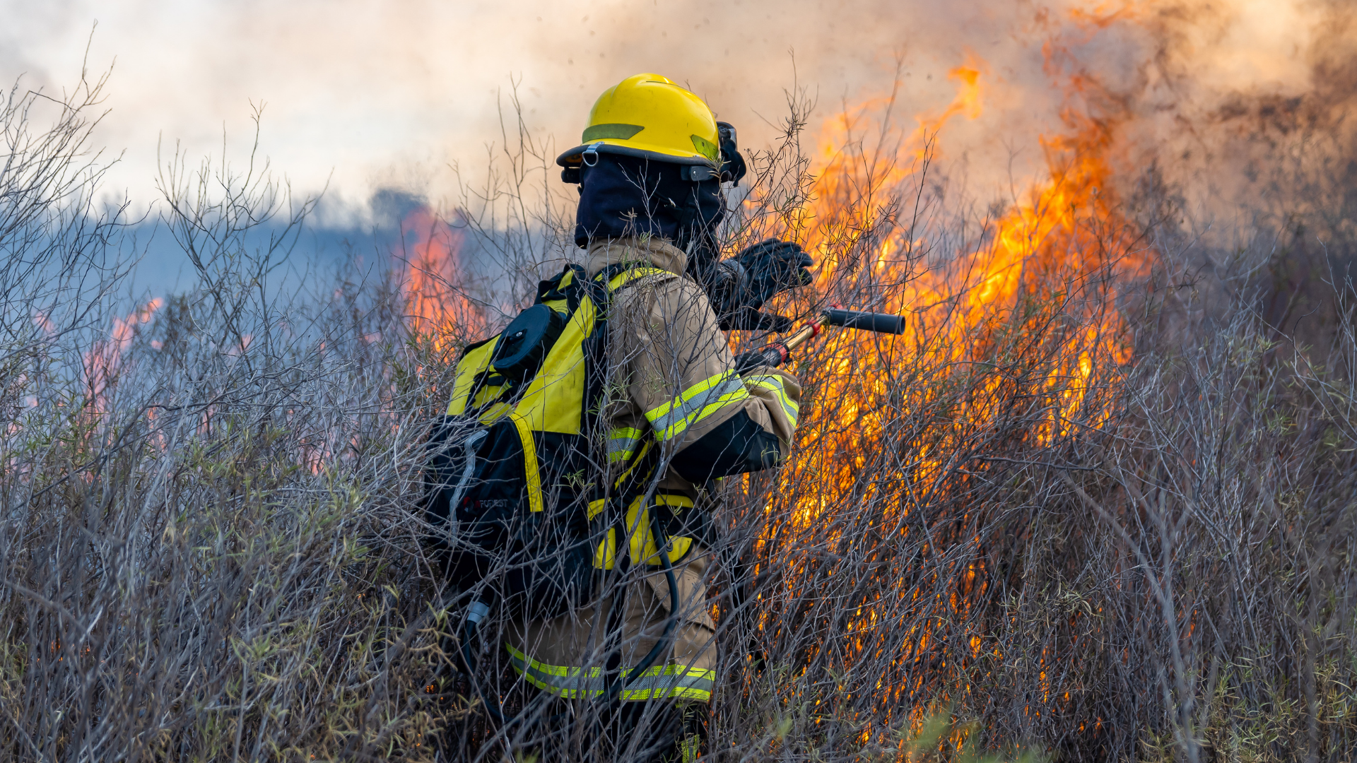 Yo AEM(1920 x 1080 px) - 展會資料03三大平台消防